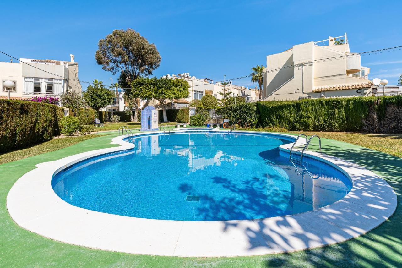 Bungalow Sunrise Europa Torrevieja Exterior photo